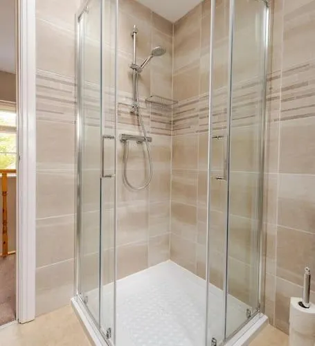 Olive Nidd Grange Moor Monkton يورك